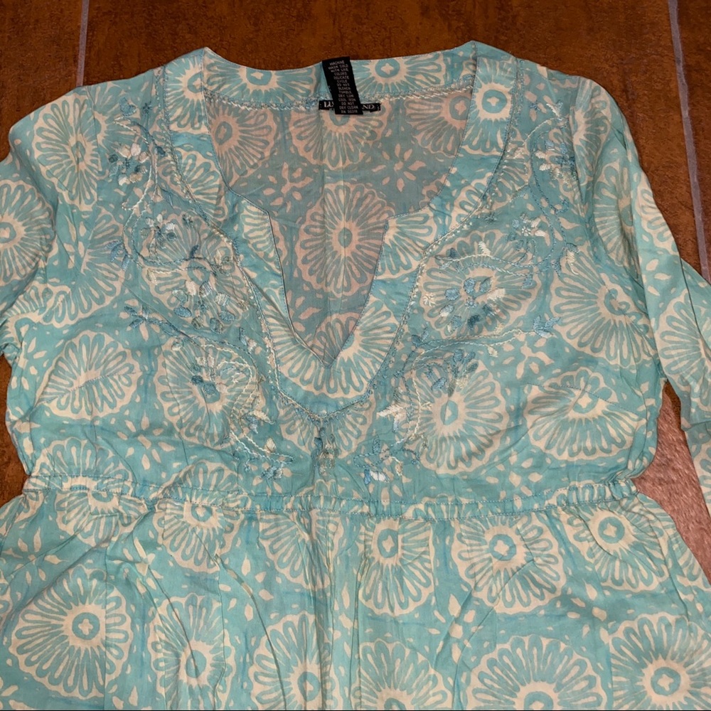 Lucky Brand embroidered top size S